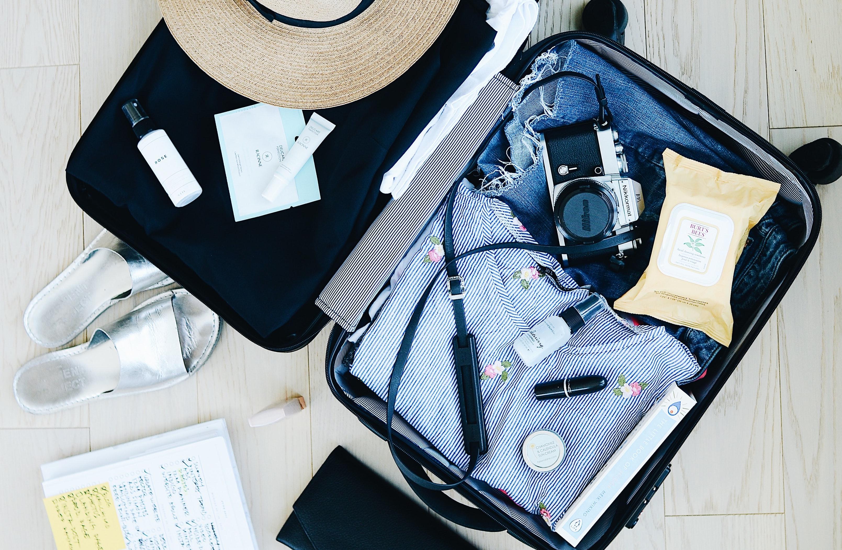 6 dolog, amit ne viseljünk a repülőn...