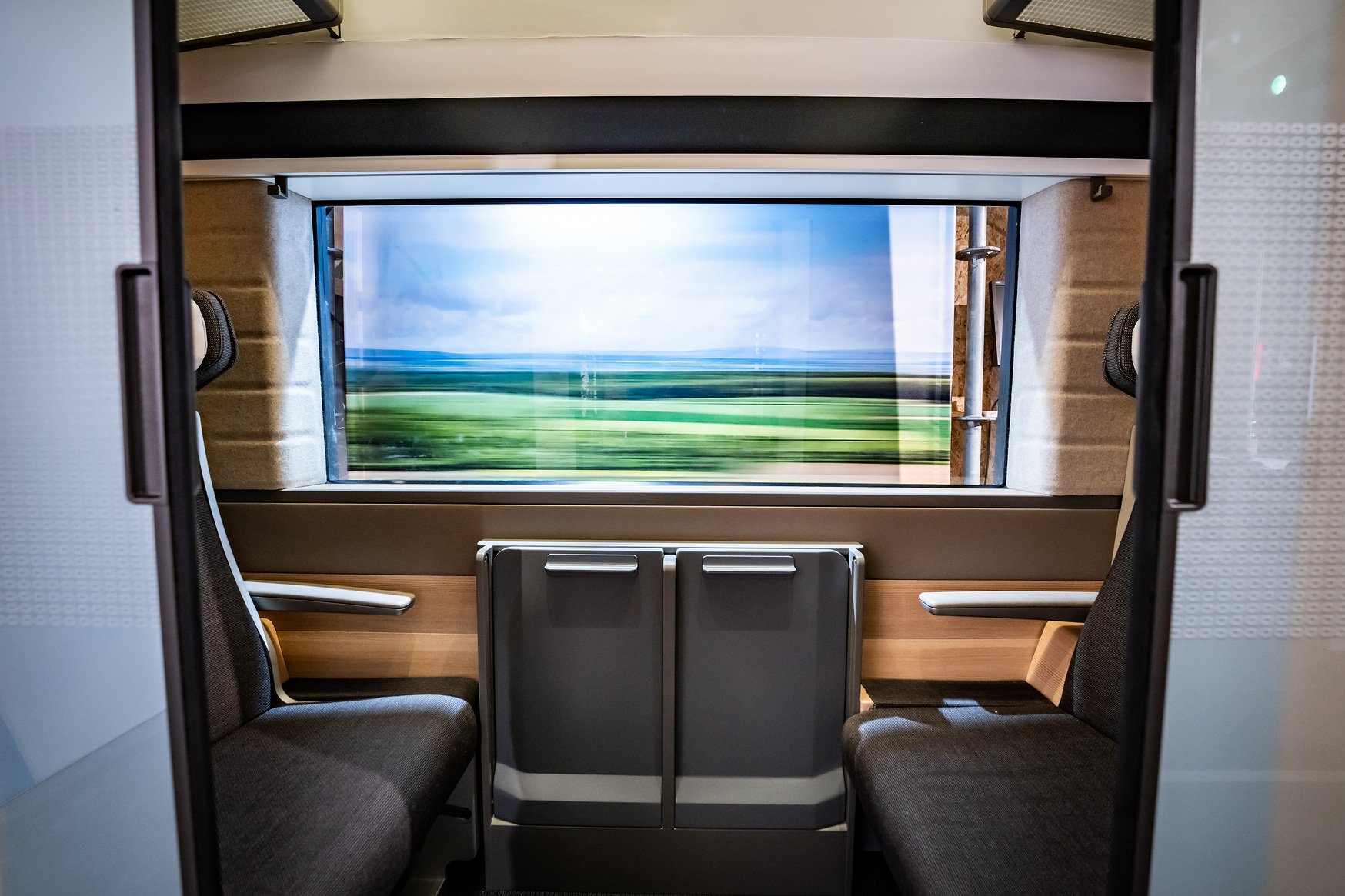 Egy gombnyomás után „csókfülkében" találhatjuk magunkat a német vonatokon