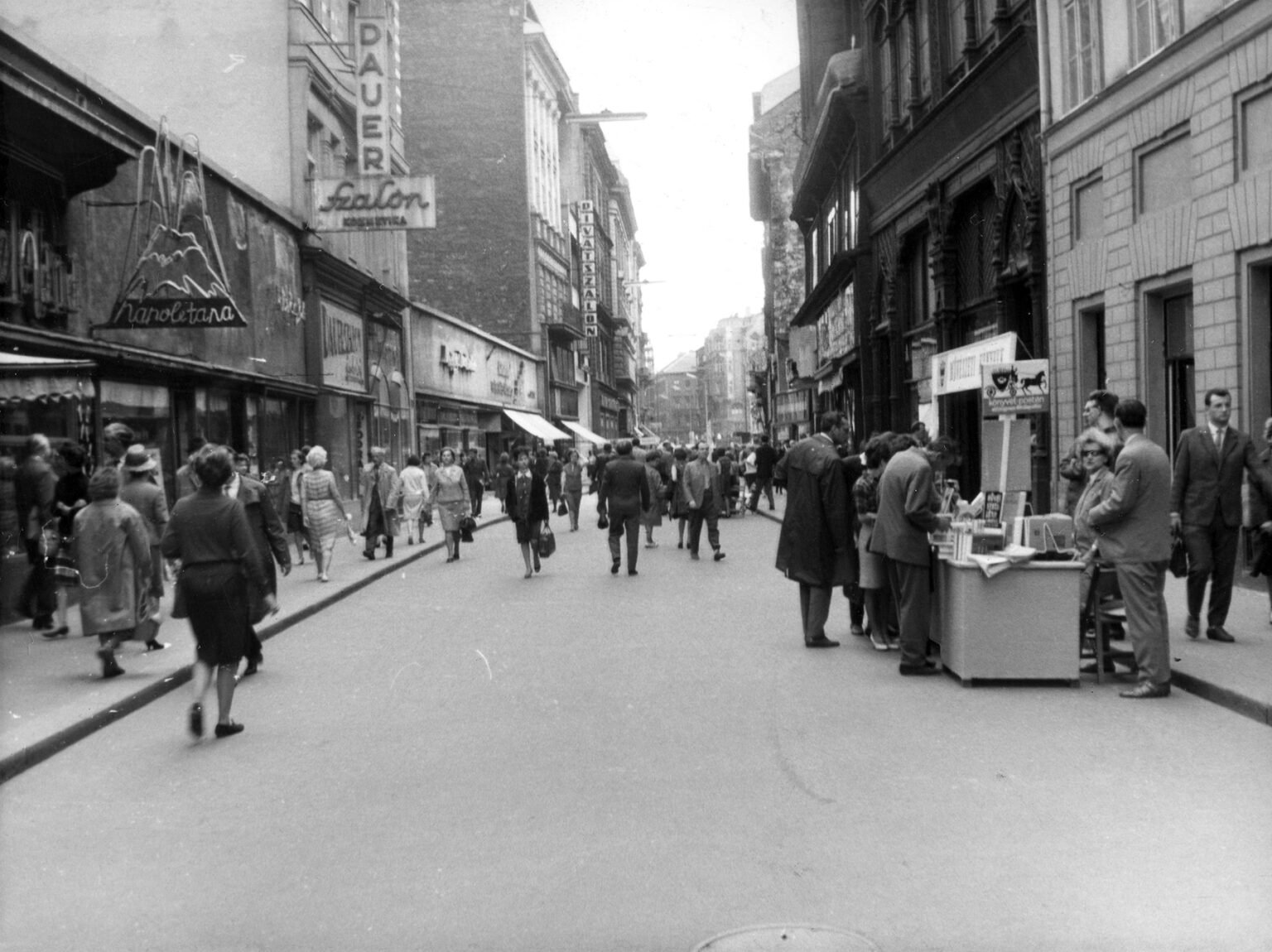 Magyarország első pizzériája, ami összefőzte a szocializmust az olasz ízekkel