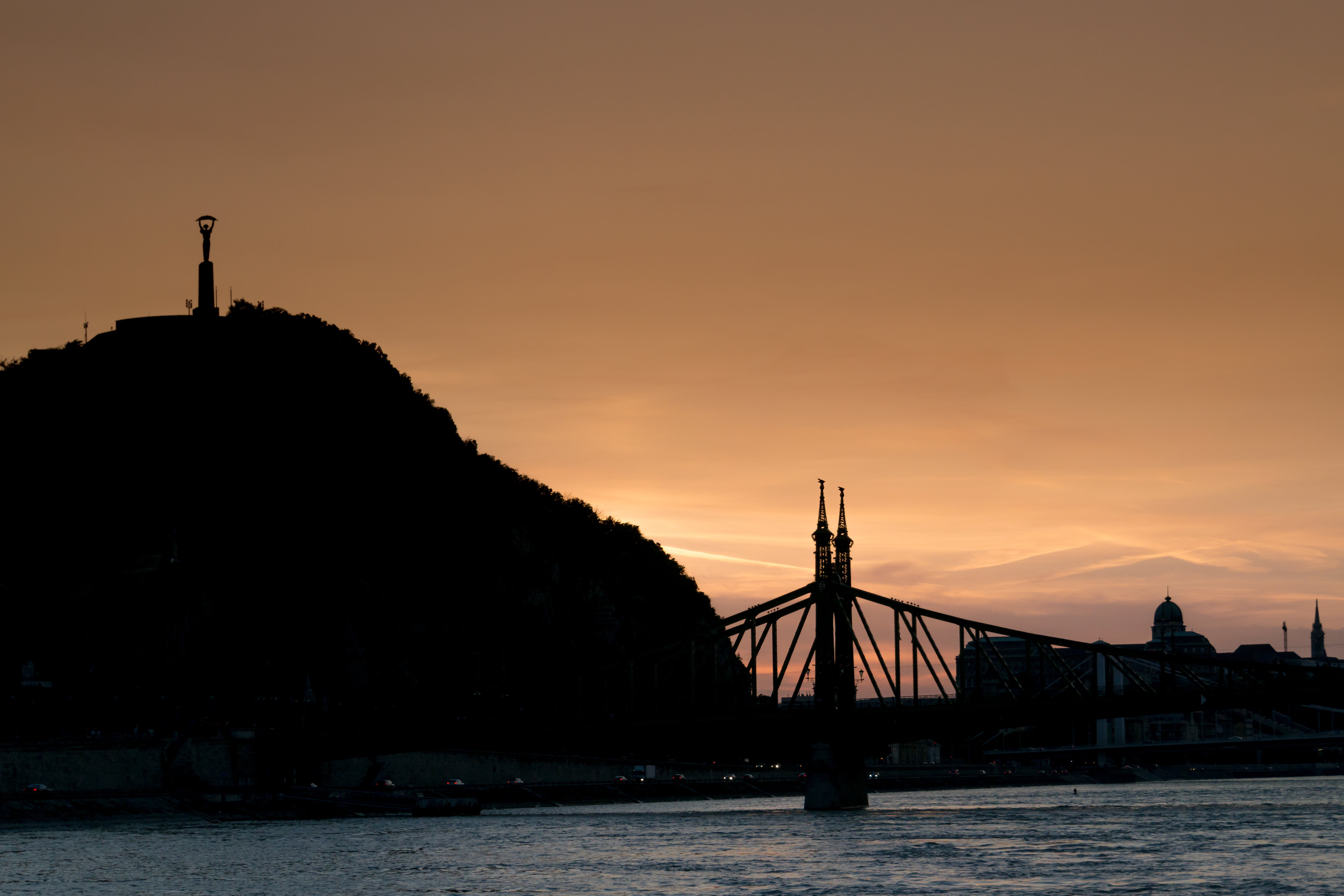 Titkos katonai bázis Budapest szívében: a Sziklaközpont eredete