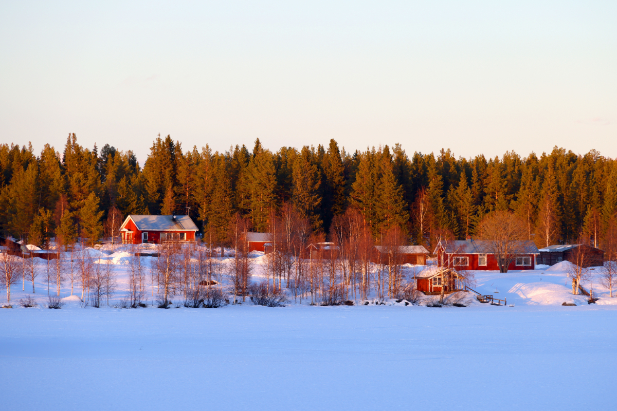 Svédországba költöznél? Egy lappföldi falu fizet is érte!