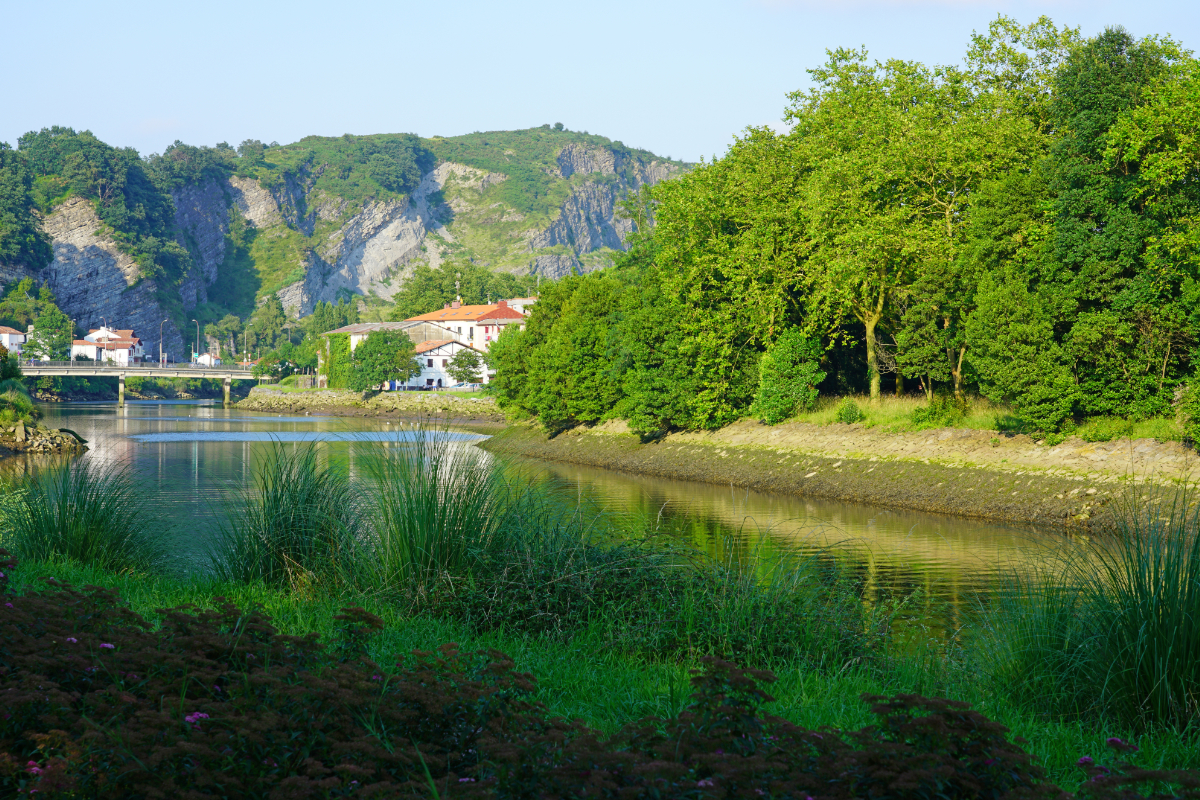 Az apró sziget, ami egyszer a franciákhoz, máskor a spanyolokhoz tartozik