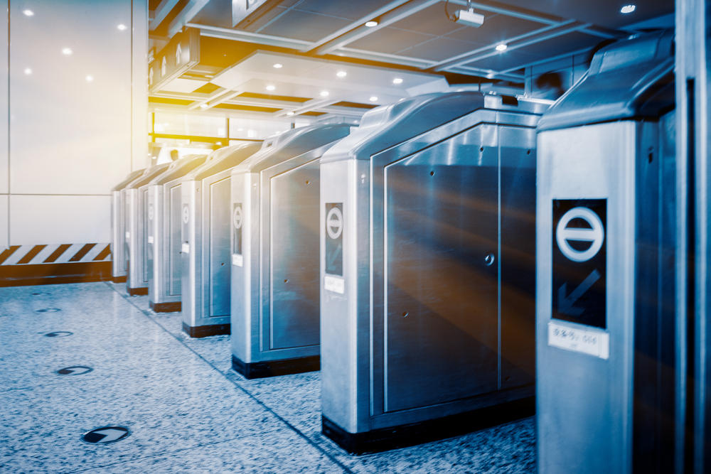 Füldugulással számolj, ha lemennél a világ legmélyebb metróállomására