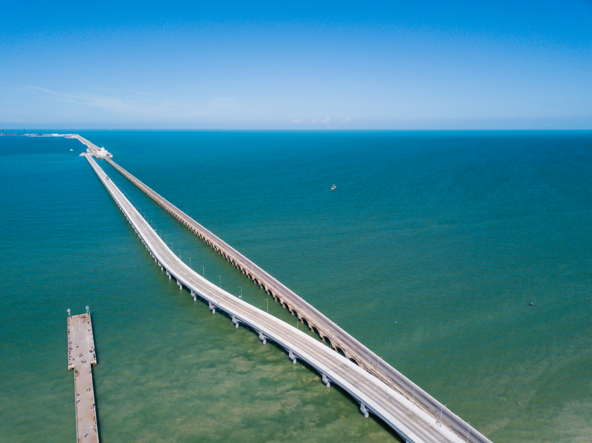 80 éves, 8 kilométer hosszú, és hallani sem akar a felújításról a világ leghosszabb mólója