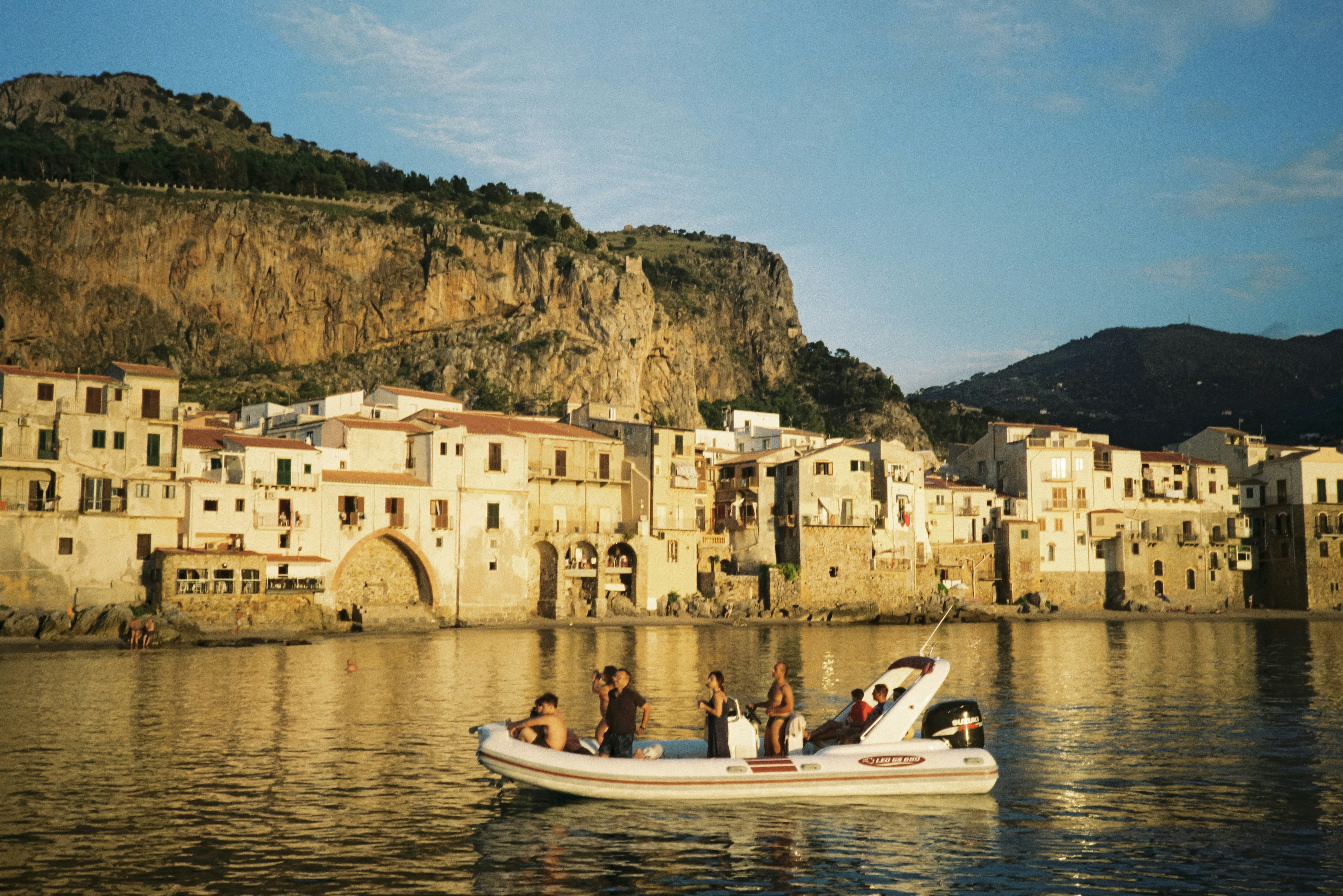 Ha kerülnéd a főszezont: 6 úti cél, ahol már áprilisban jó az idő