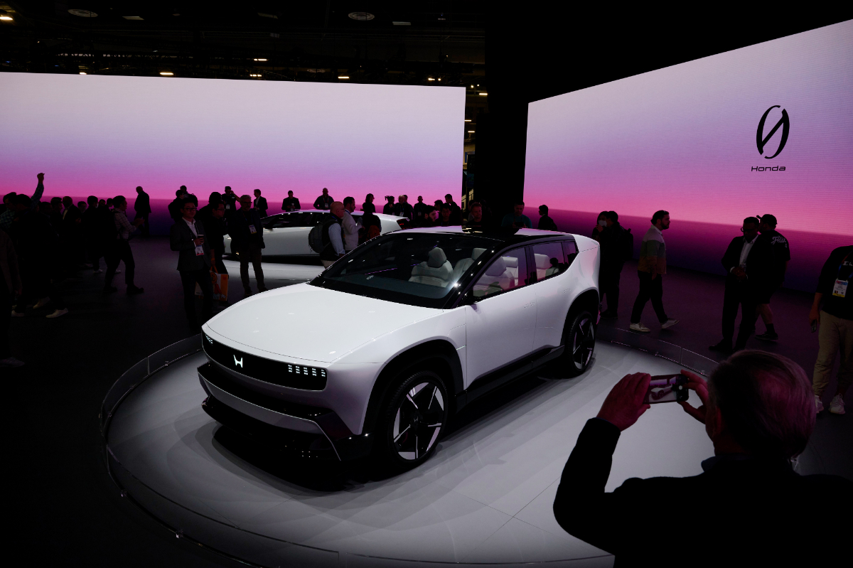 Itt az új Honda: formabontó autókkal sokkolnak