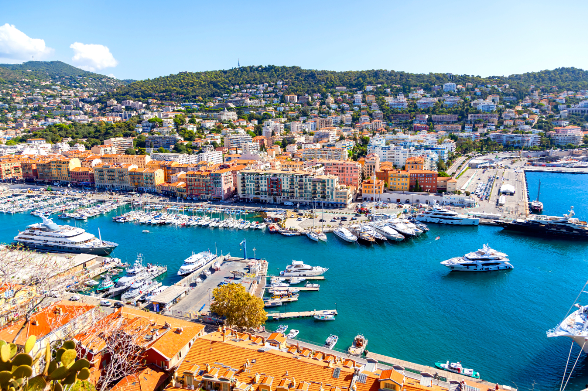 Elege lett a városvezetésnek, betiltják a népszerű turistaprogramot Nizzában