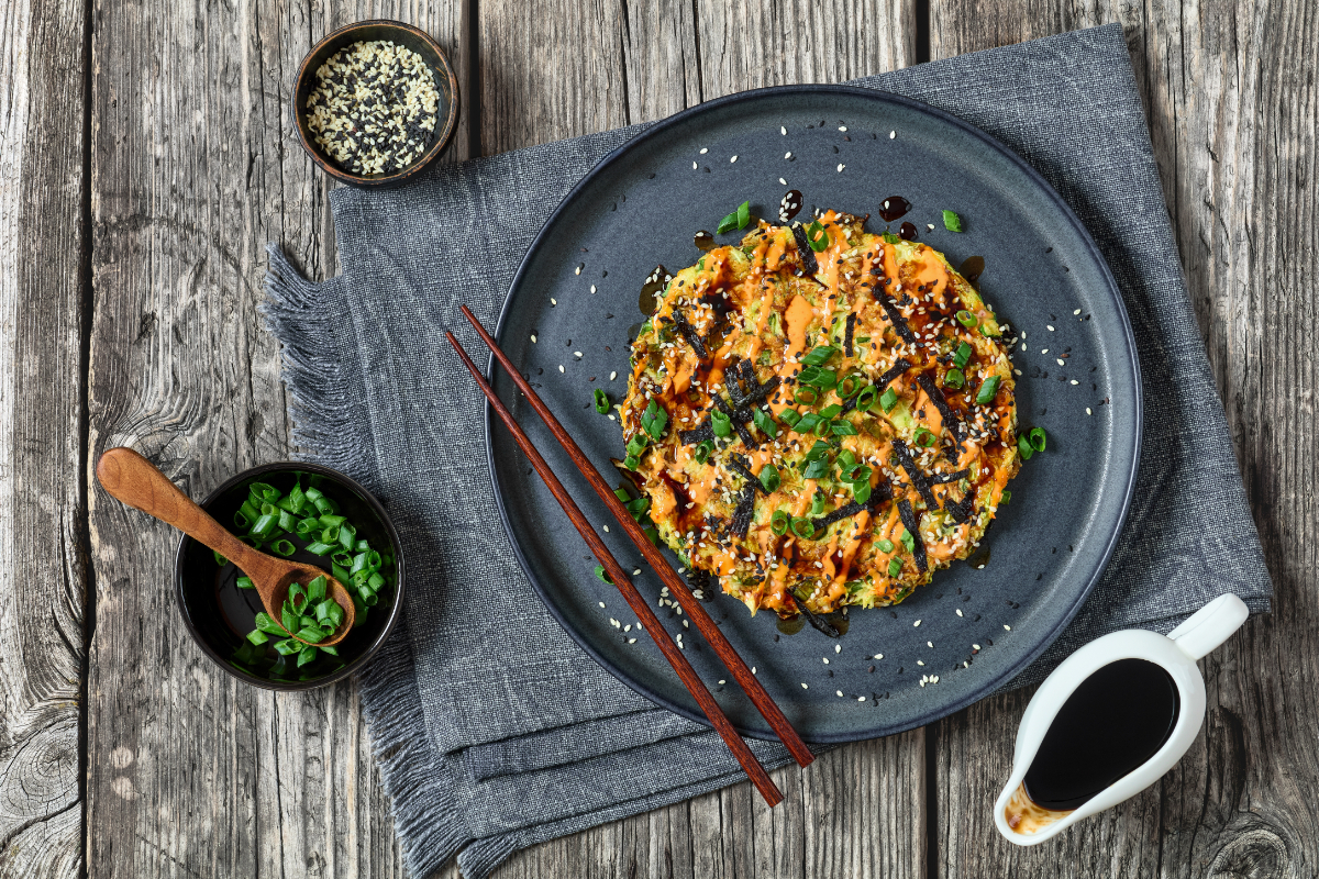 Fő a változatosság: cseréld le a rántottát Japán pofonegyszerű sós palacsintájára!