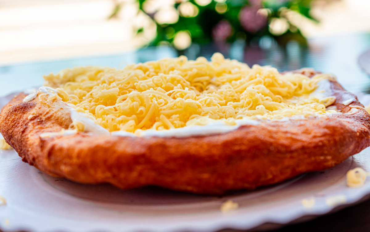 5 szuper lángosozó Budapesten, amit a nyáron ki kell próbálnod