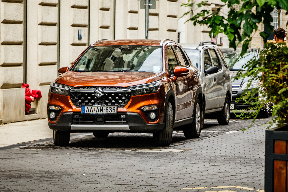 Ez a 10 legnépszerűbb új autó Magyarországon