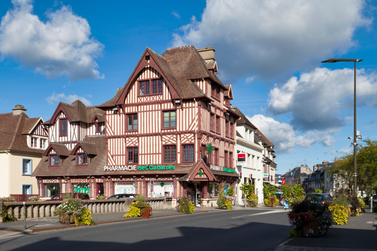 Egy veszélyes baktérium elriasztotta a turistákat, tragikus nyarat zárt a népszerű francia üdülőhely