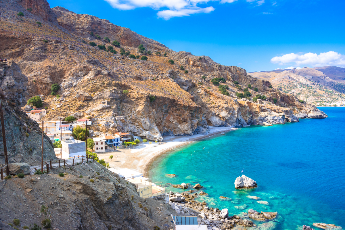 Őszi napsütés, nyugalom és kedvező repjegyek várnak ezen a gyönyörű görög szigeten októberben