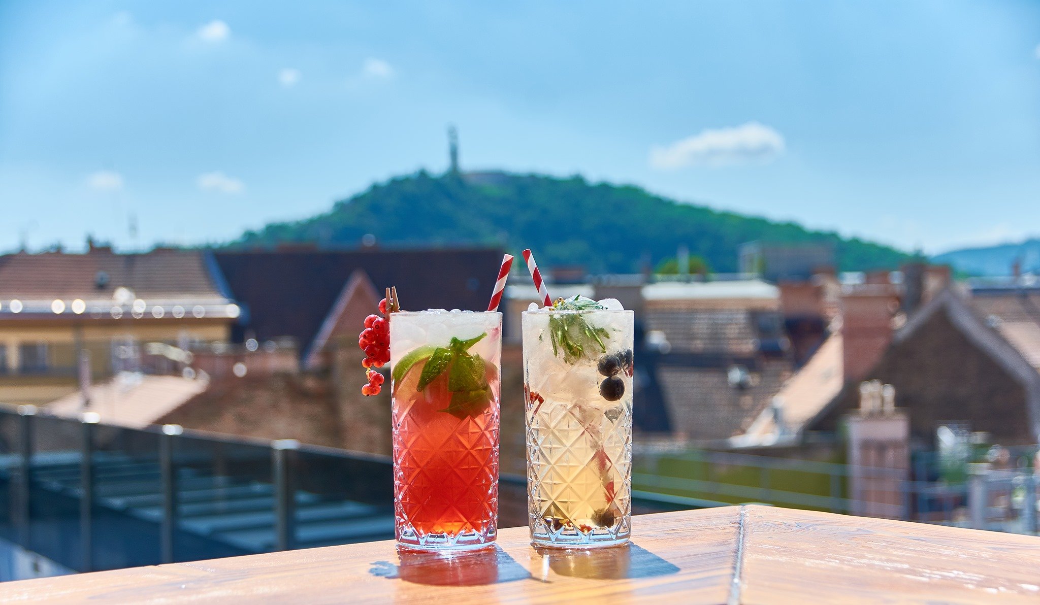 Hűsölj esténként Budapest különleges sky bar teraszain!