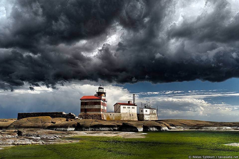 Ezen a parányi szigeten egyszerre két ország osztozik