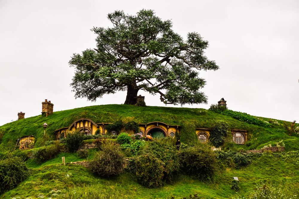 100 fiatal magyar utazhat el 1 évre a hobbitok földjére