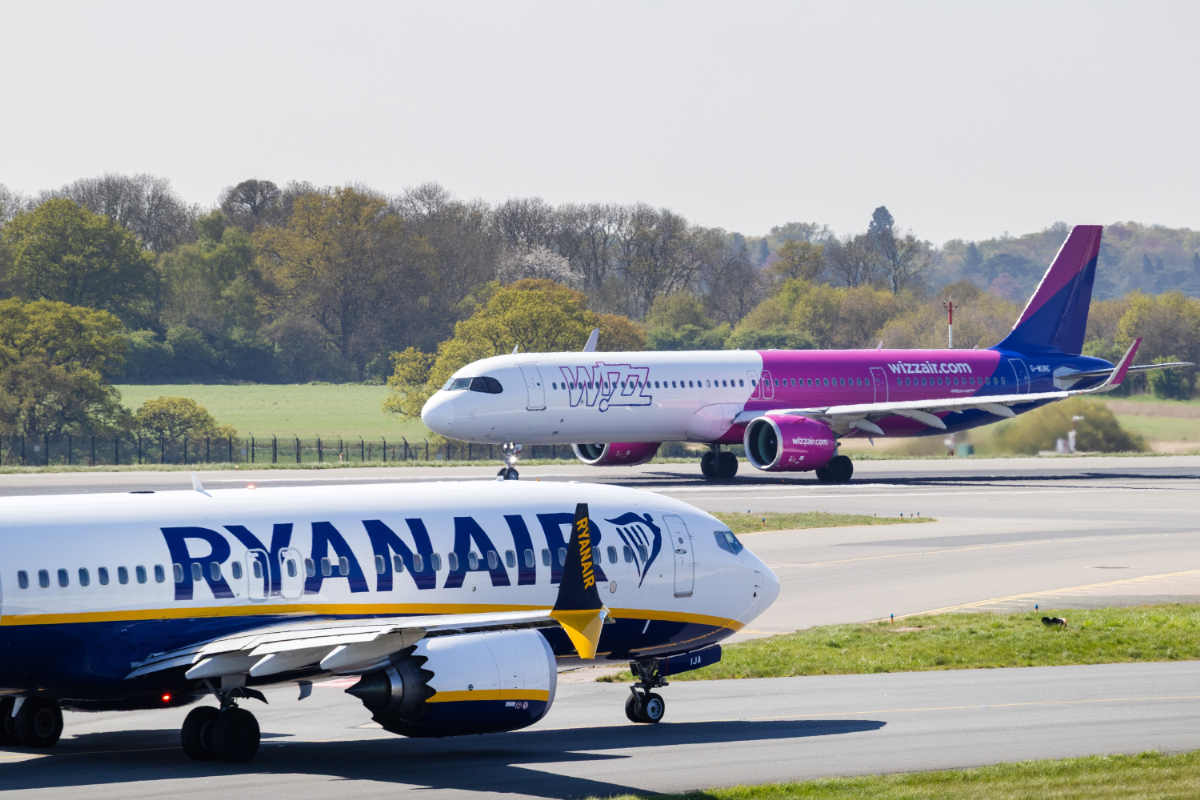 Nyár decemberben: olcsóbbnál olcsóbb repülőjegyekkel csábít a Wizz Air és a Ryanair
