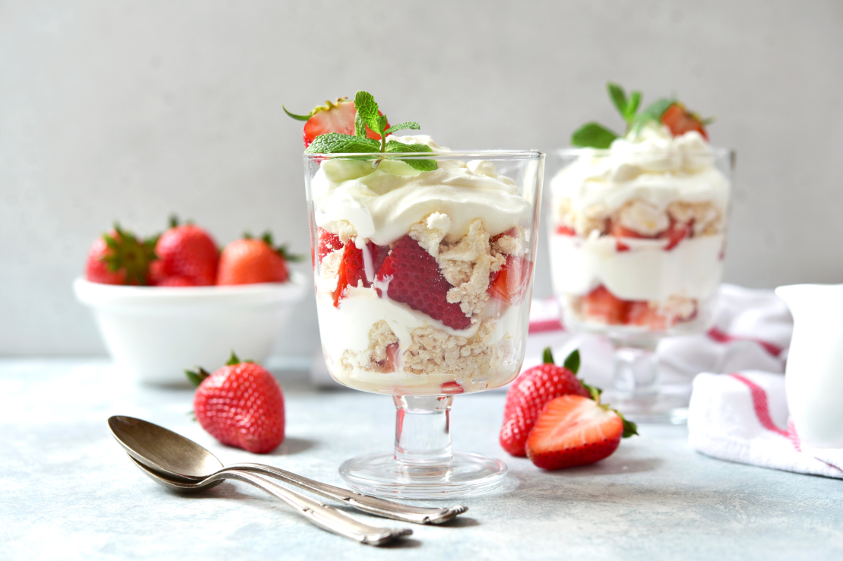 Epres desszert, amihez alig kell pár alapanyag: így készül az Eton mess
