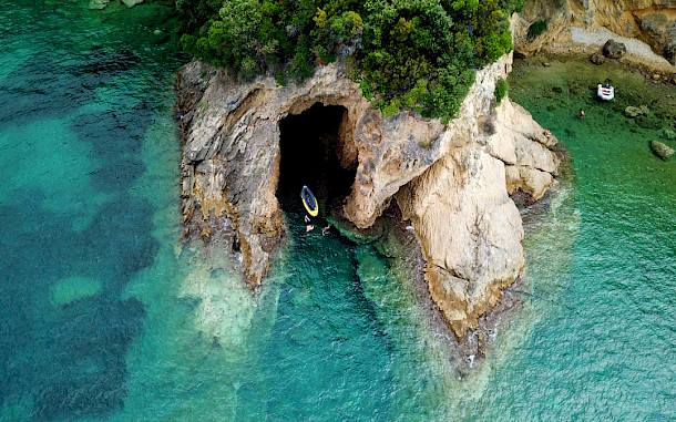 Aerial-motion, Shutterstock