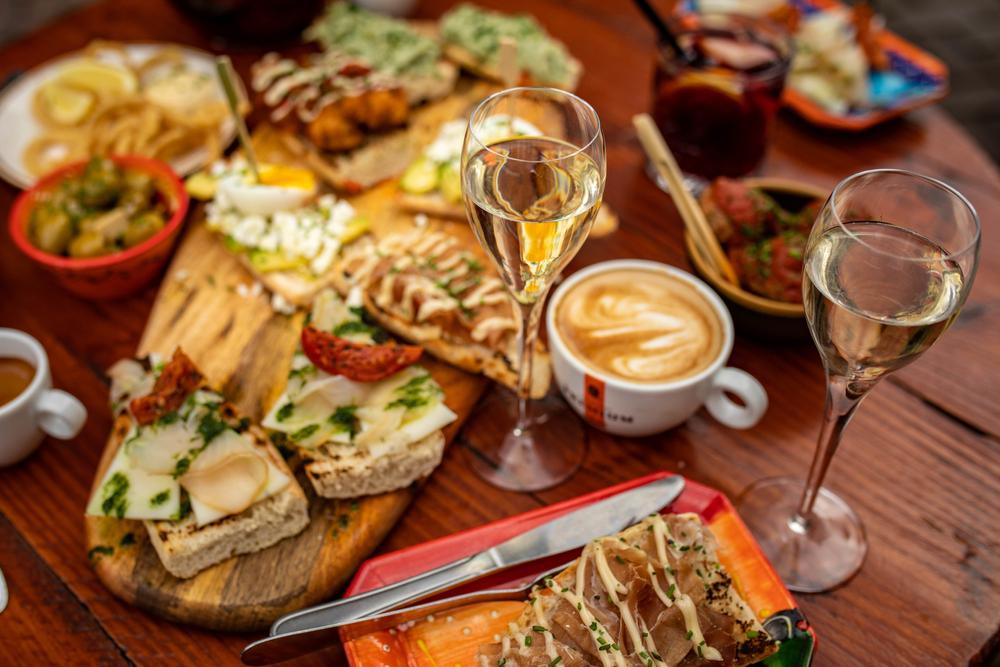 1 város, 80 pincészet – Pezsgő-kóstoló túra Katalóniában