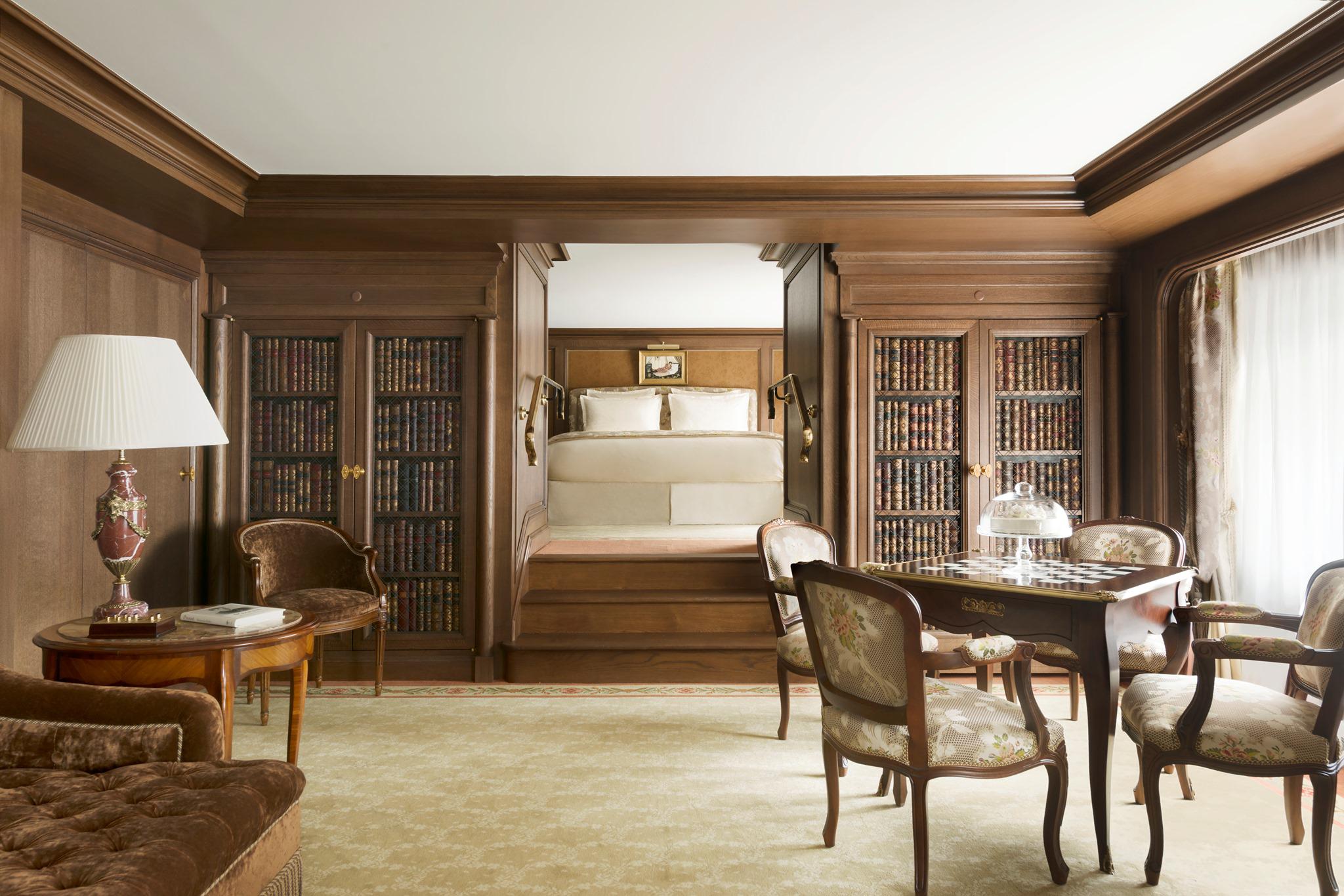 Elegáns és patinás, ma is működő szállodák a múltból